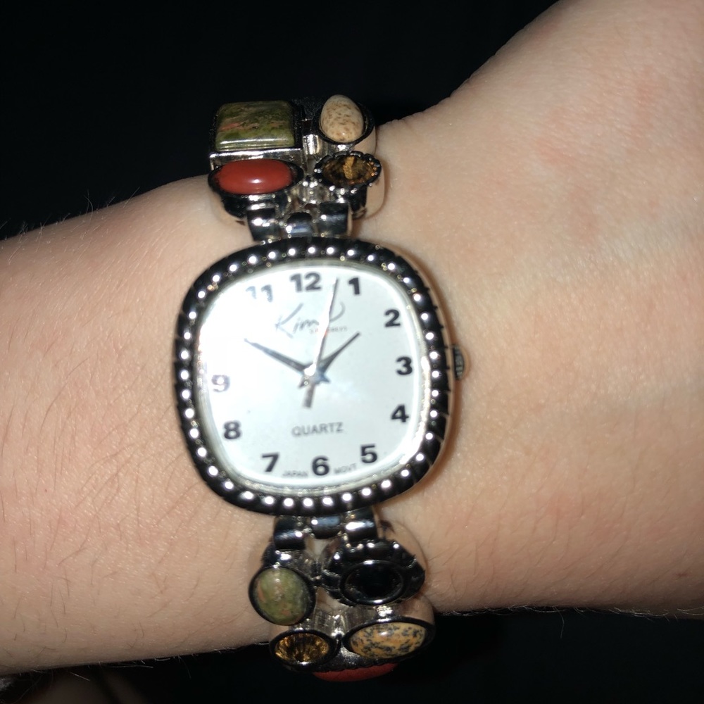 BEAUTIFUL Set of 5 Watches! So unique 💞💞 - Picture 5 of 8